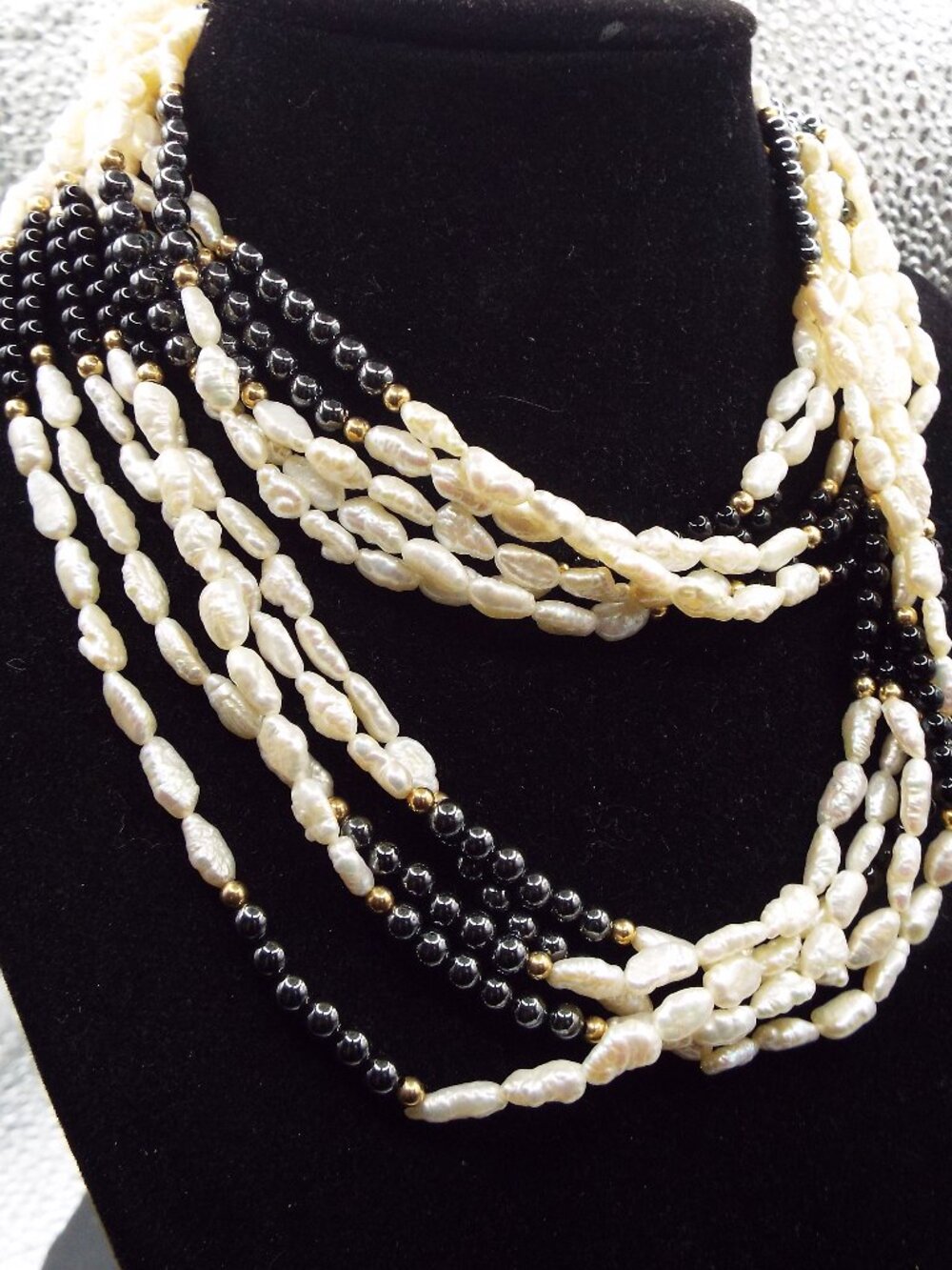 14K SOLID GOLD 5 STR FRESHWATER RICE PEARLS & BLACK PEARLS 28" NECKLACE 69